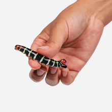 Load image into Gallery viewer, Caterpillar Slide in Clip - Squirm
