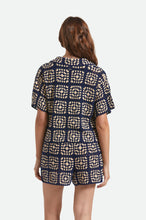 Load image into Gallery viewer, Crochet Button Down
