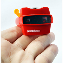 Load image into Gallery viewer, World's Smallest Toy- Fisher-Price View- Master

