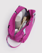 Load image into Gallery viewer, Dopp Kit - Dolphins
