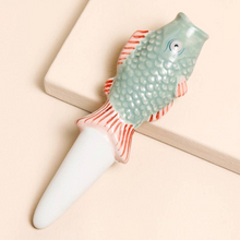 Load image into Gallery viewer, Fish Plant Watering Spike
