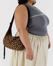 Load image into Gallery viewer, Medium Nylon Crescent Bag- Leopard
