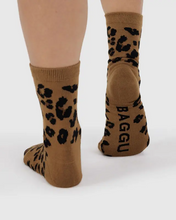 Load image into Gallery viewer, Crew Sock - Dark Leopard
