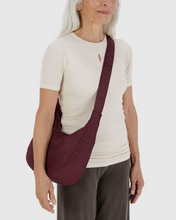 Load image into Gallery viewer, Medium Nylon Crescent Bag- Mahogany - Tigertree
