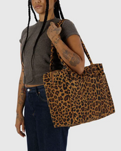 Load image into Gallery viewer, Small Cloud Carry-On - Leopard - Tigertree
