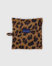 Load image into Gallery viewer, Big Baggu- Leopard - Tigertree
