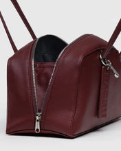 Load image into Gallery viewer, Recycled Leather Bowler Bag- Mahogany - Tigertree
