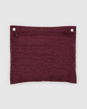 Load image into Gallery viewer, Cloud Carry-On- Mahogany - Tigertree
