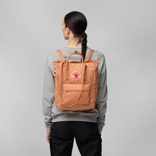 Load image into Gallery viewer, Kanken Totepack - Ochre
