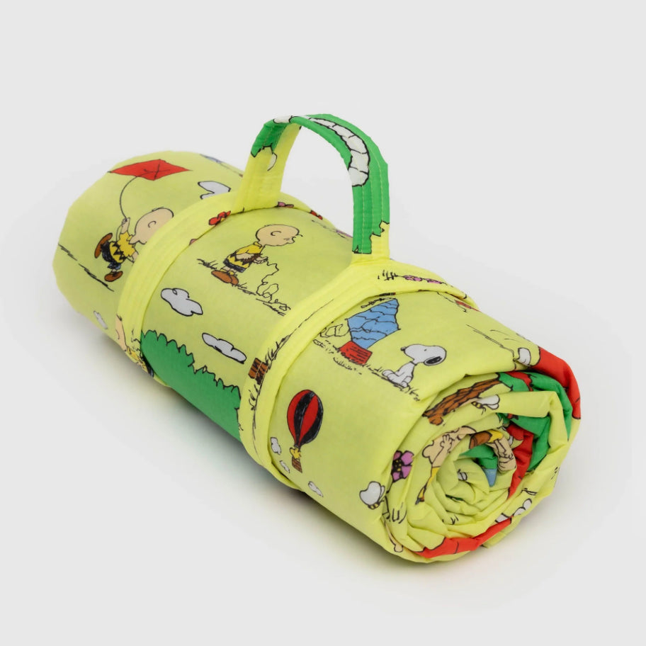 Puffy Picnic Blanket - Kite Eating Tree