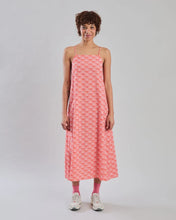 Load image into Gallery viewer, Asis Percales Strap Dress - Red Daisy
