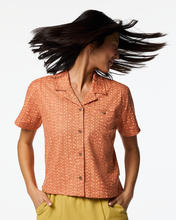 Load image into Gallery viewer, Afuera Shirt - Shimmer Cantaloupe
