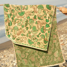 Load image into Gallery viewer, Shroom Towel
