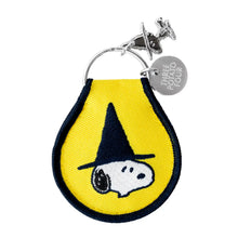 Load image into Gallery viewer, Snoopy Patch Keychain Witch
