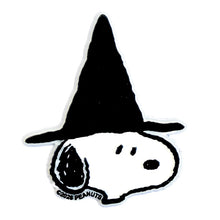 Load image into Gallery viewer, Snoopy Witch Magnet
