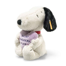 Load image into Gallery viewer, Snoopy Peanuts Heartbreakers Club Plush
