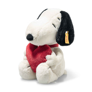 Snoopy Peanuts Love Red Heart