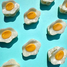 Load image into Gallery viewer, Sunny-Side Up Mini Claw - Tigertree
