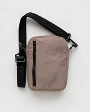 Load image into Gallery viewer, Sport Crossbody - Taupe - Tigertree
