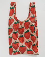 Load image into Gallery viewer, Big Baggu - Strawberry - Tigertree
