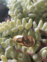 Load image into Gallery viewer, Gold Smiley Face Ring - Tigertree
